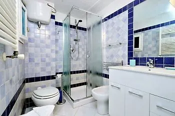 Family Apartments Signoria Firenze 2*,